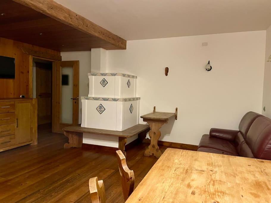 Home In Dolomiti Villanova  ภายนอก รูปภาพ